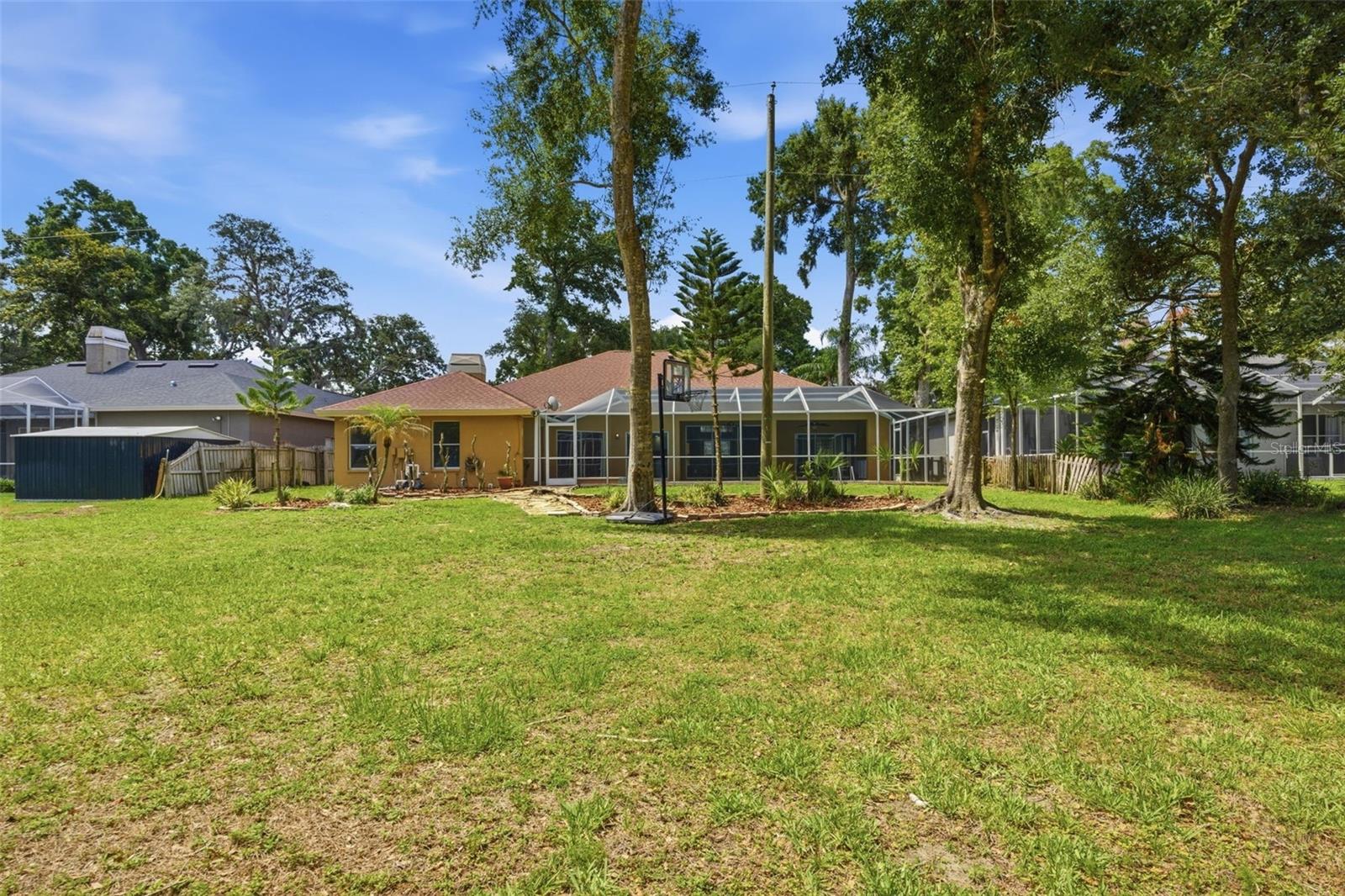 504 STRATFIELD DR, LUTZ, FL, 33549