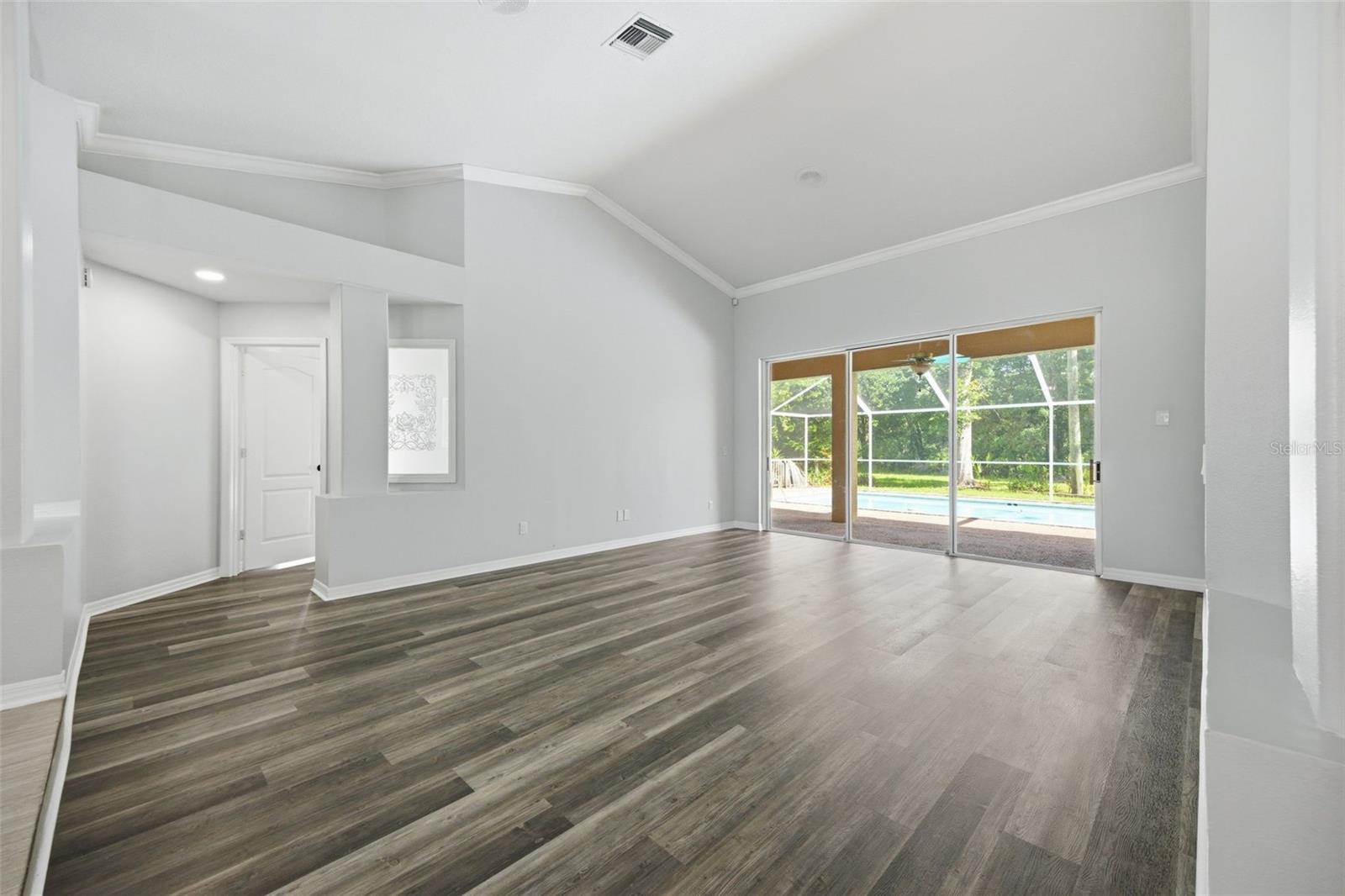 504 STRATFIELD DR, LUTZ, FL, 33549