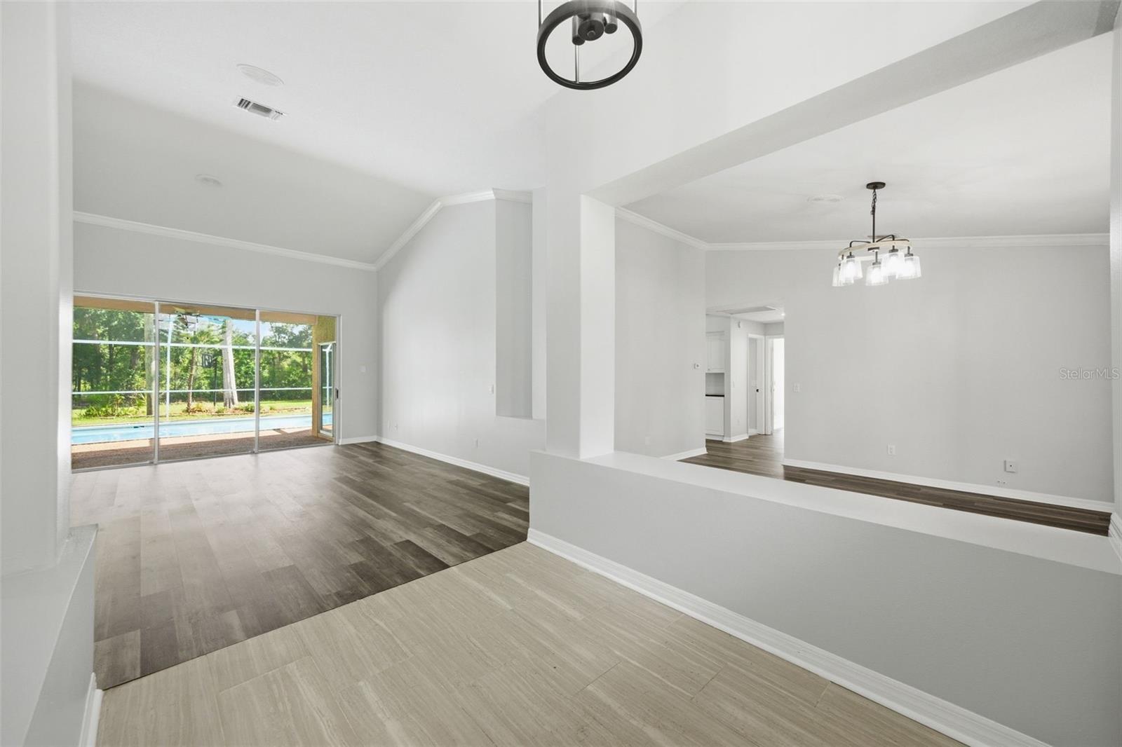 504 STRATFIELD DR, LUTZ, FL, 33549