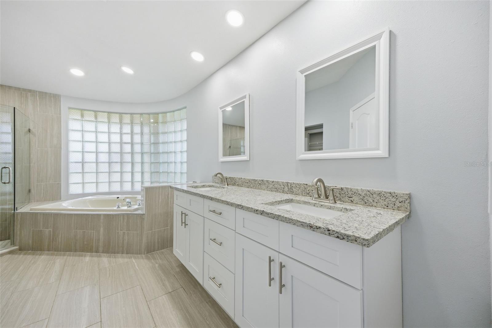 504 STRATFIELD DR, LUTZ, FL, 33549