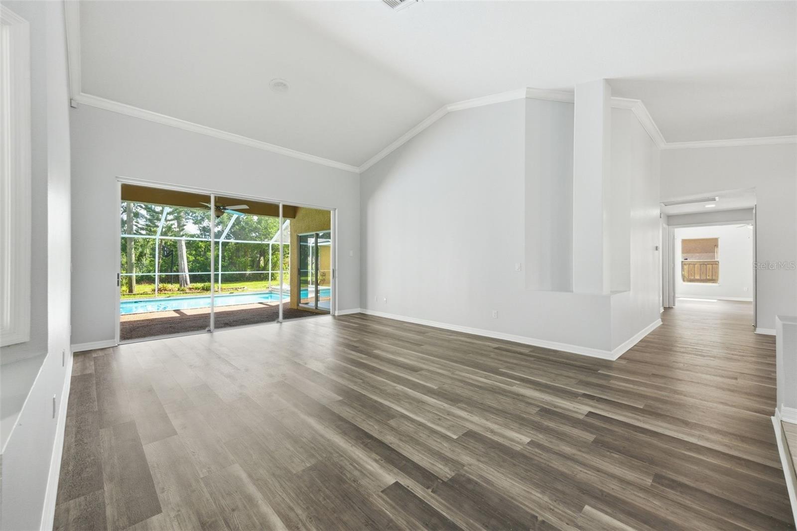 504 STRATFIELD DR, LUTZ, FL, 33549