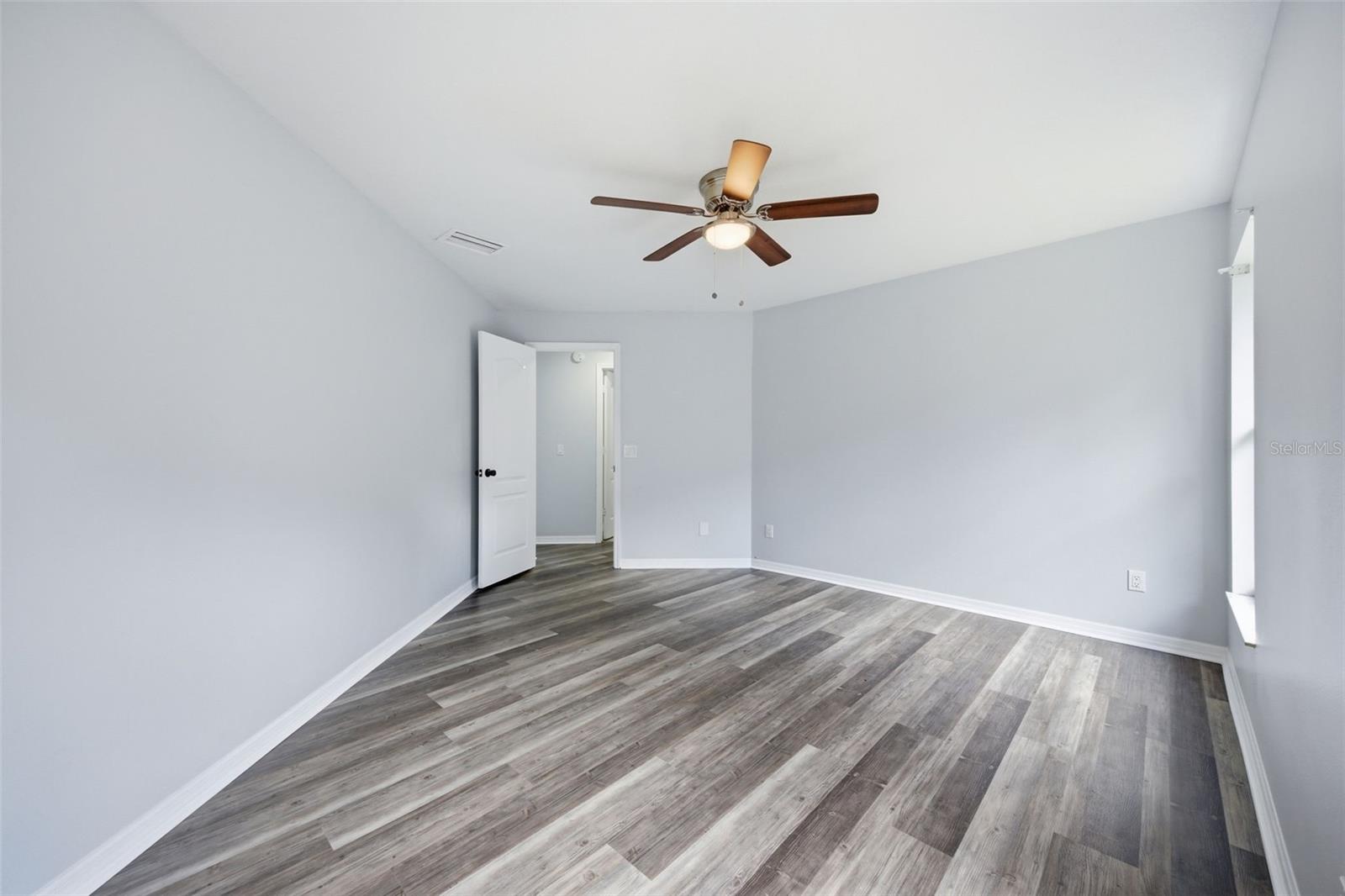 504 STRATFIELD DR, LUTZ, FL, 33549