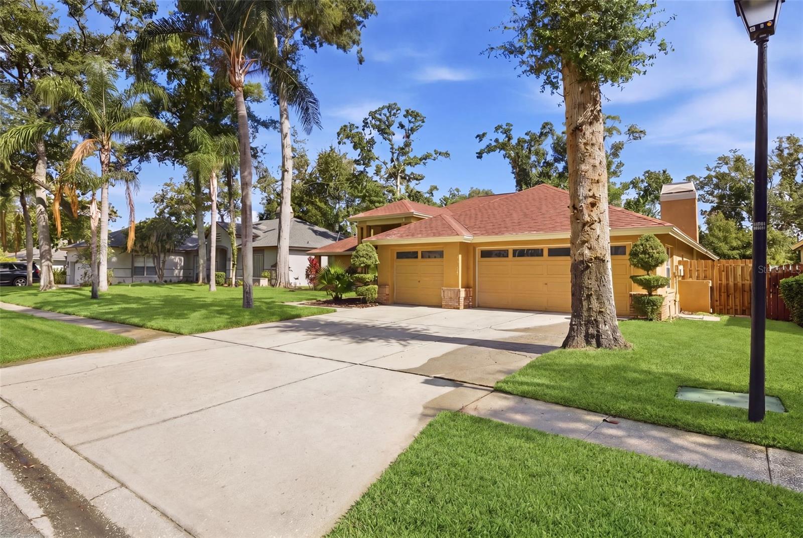 504 STRATFIELD DR, LUTZ, FL, 33549