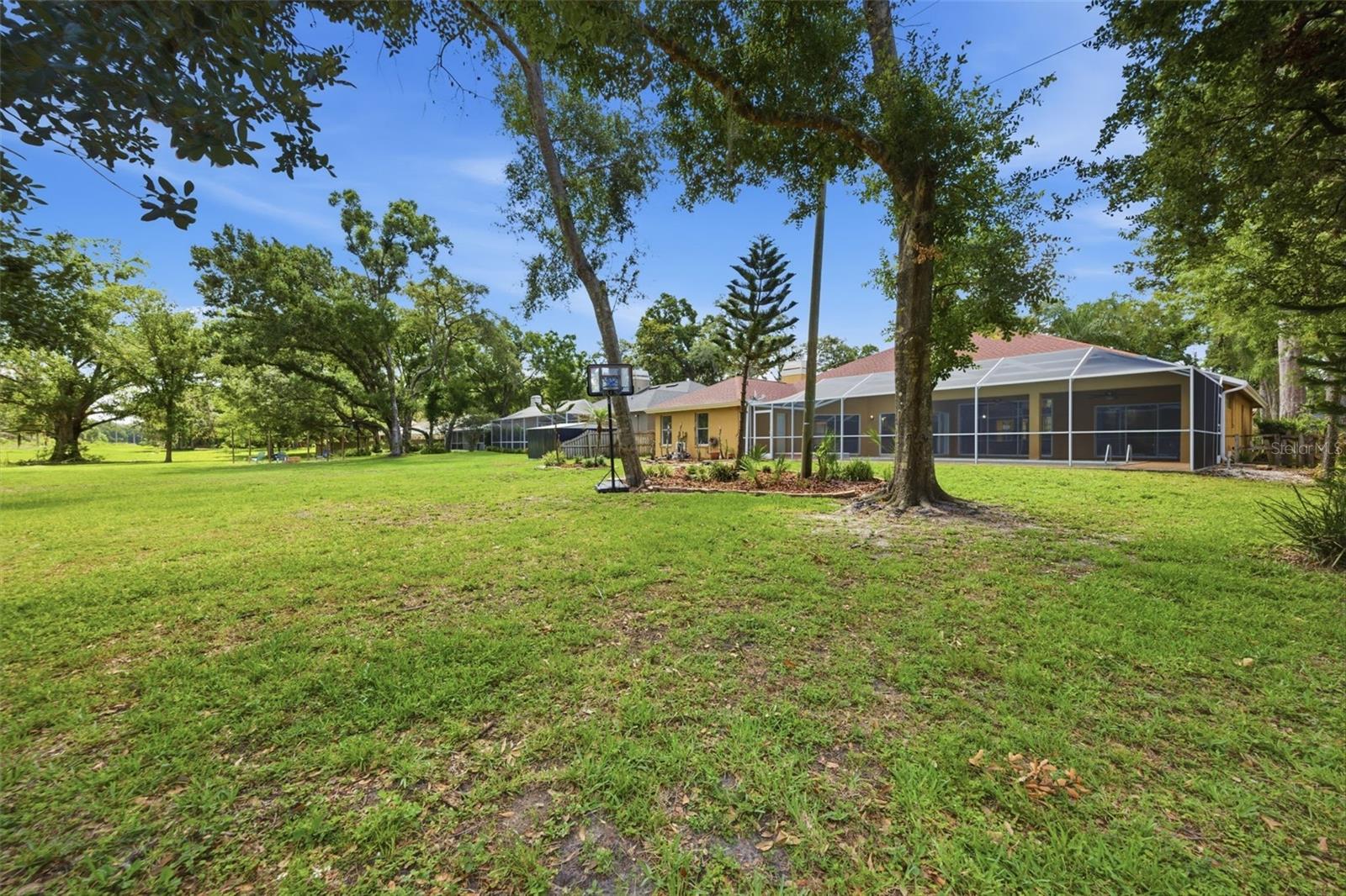 504 STRATFIELD DR, LUTZ, FL, 33549