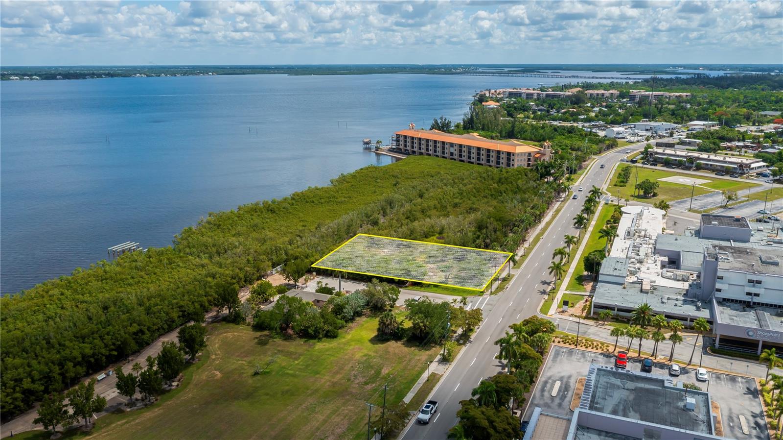 806 E MARION AVE, PUNTA GORDA, FL, 33950