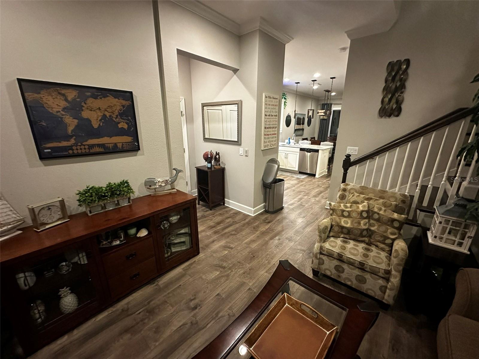 6072 MOORINGS DR S, ST PETERSBURG, FL, 33712