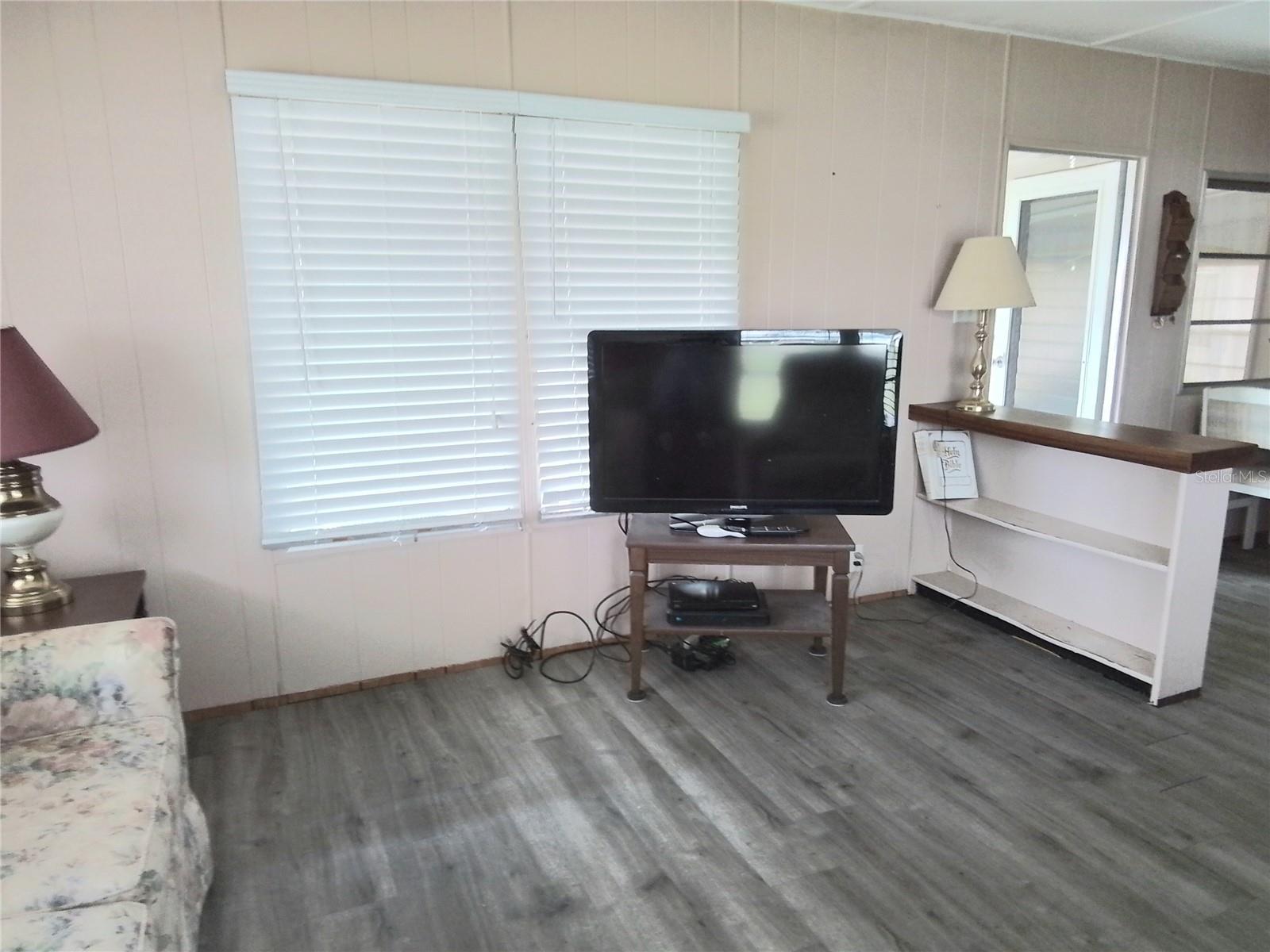 903 MARK RD, LEESBURG, FL, 34748