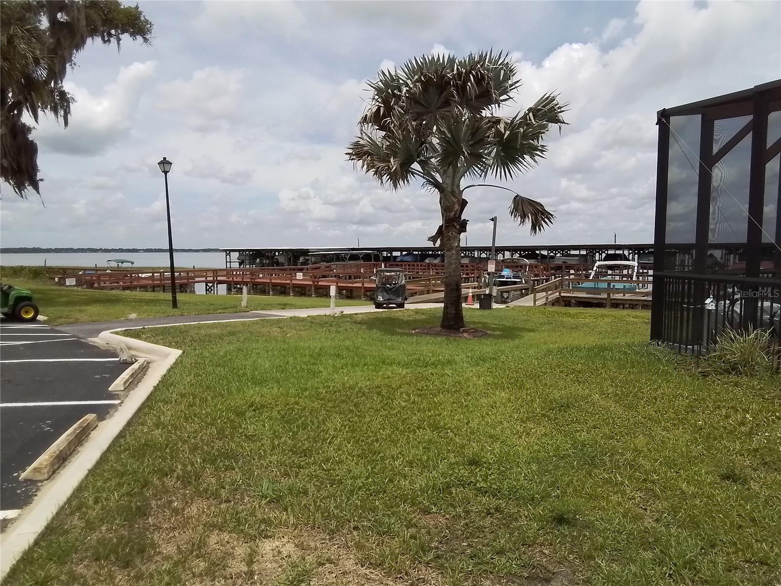 903 MARK RD, LEESBURG, FL, 34748