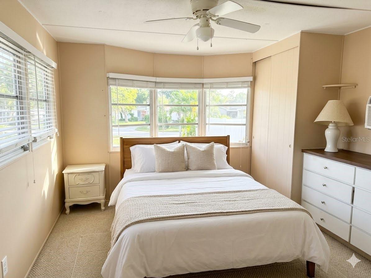 903 MARK RD, LEESBURG, FL, 34748