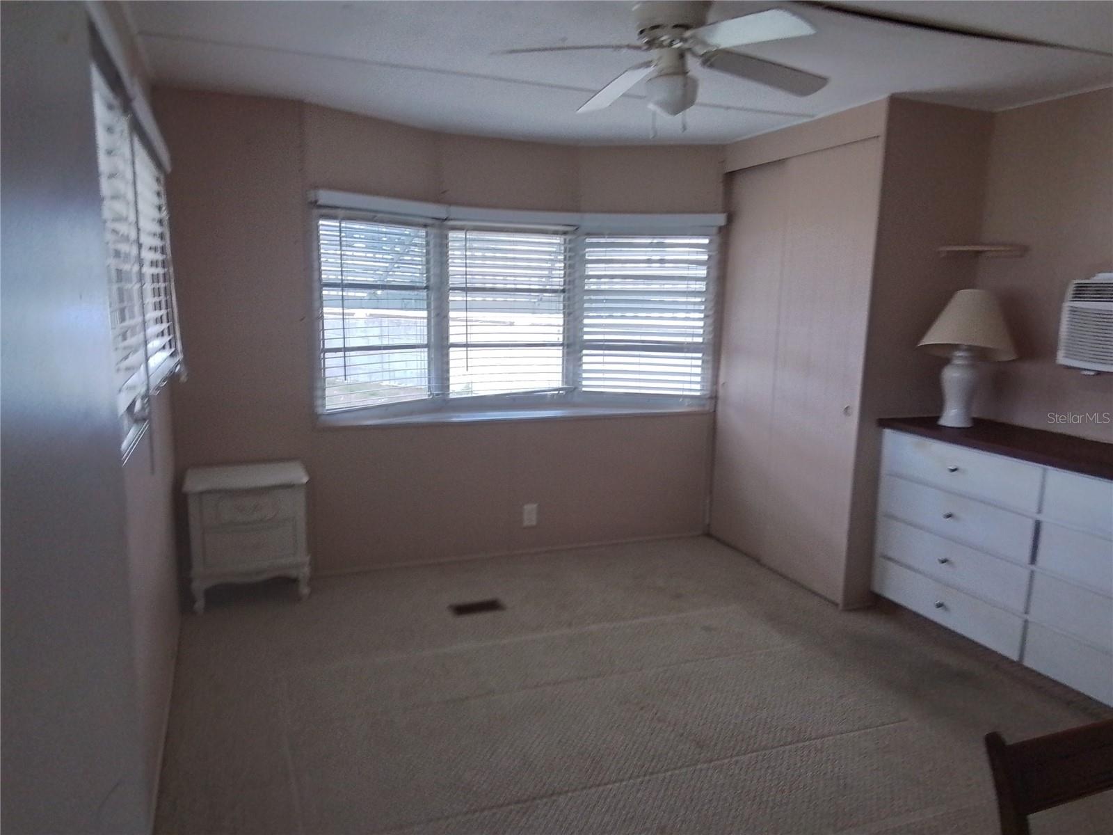 903 MARK RD, LEESBURG, FL, 34748