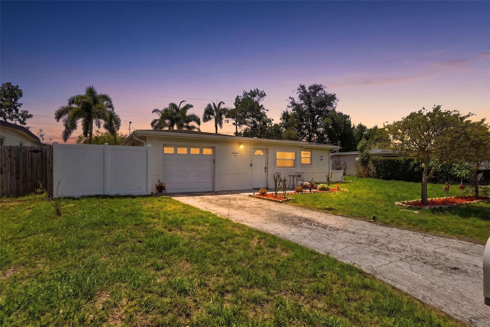 12094 106TH ST, LARGO, FL, 33773