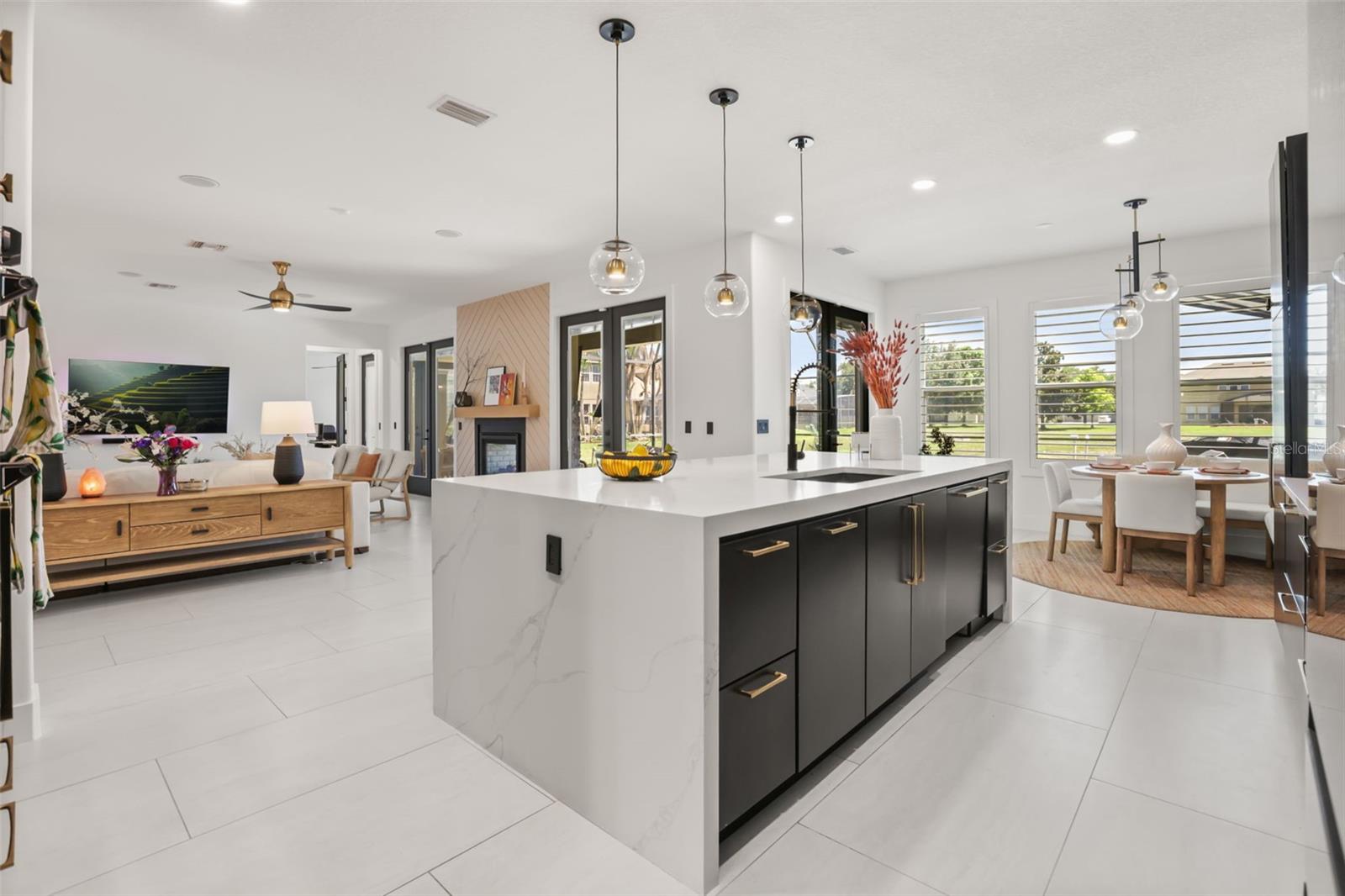 11716 SHELTERING PINE DR, ORLANDO, FL, 32836