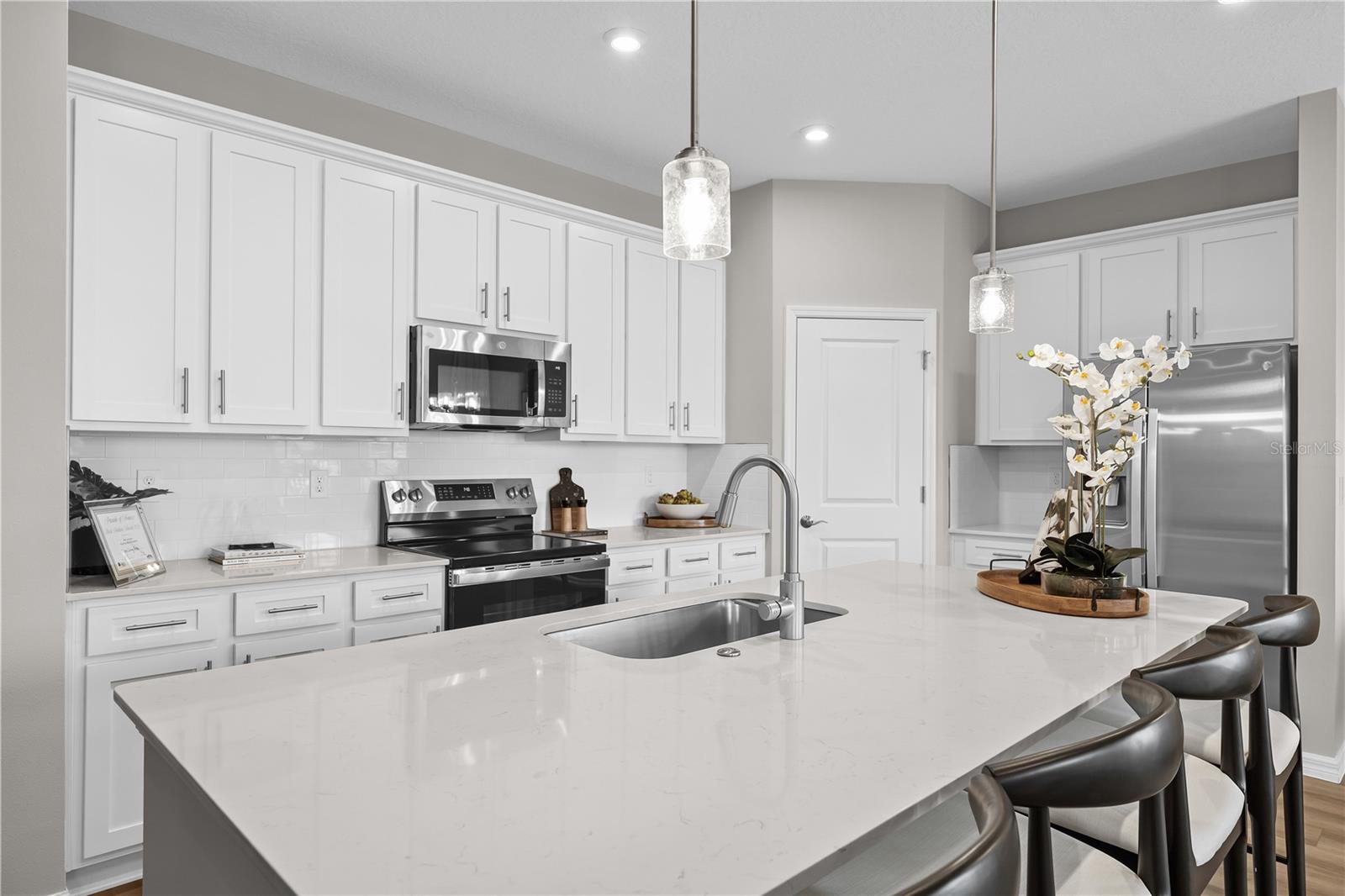 1813 SHADOW BOX BND, ST CLOUD, FL, 34771