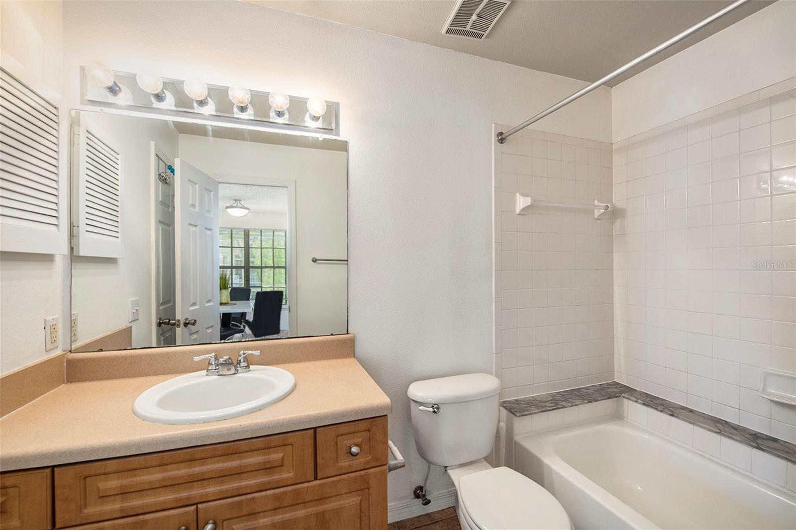 1000 W HORATIO ST #301, TAMPA, FL, 33606