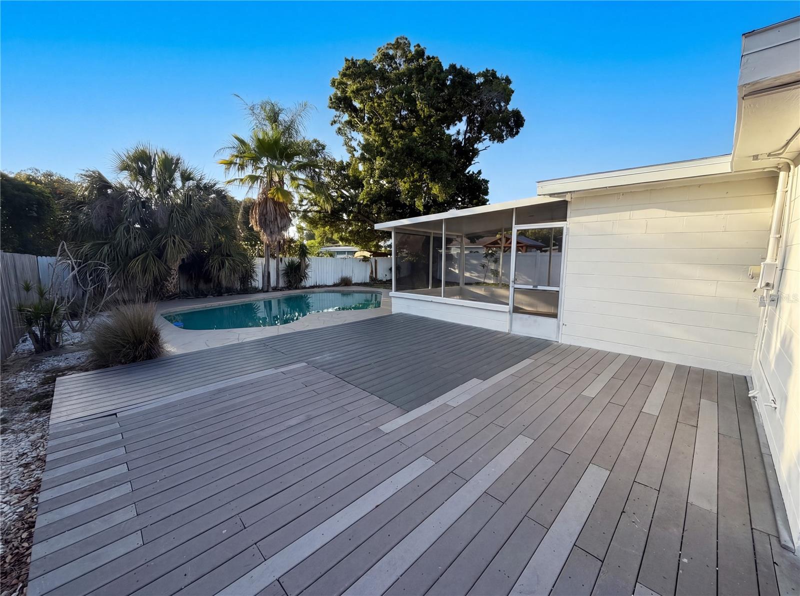 15037 HARDING AVE, CLEARWATER, FL, 33760