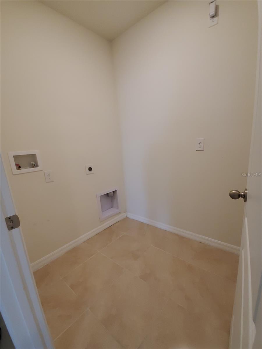 2965 E SLATER DR, DELTONA, FL, 32738