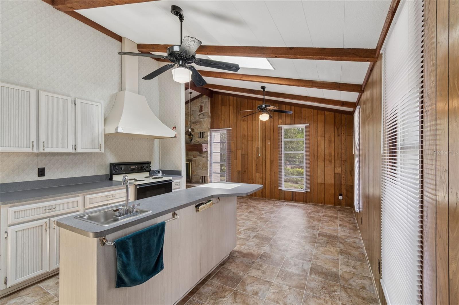 9400 INDALE DR, NEW PORT RICHEY, FL, 34654