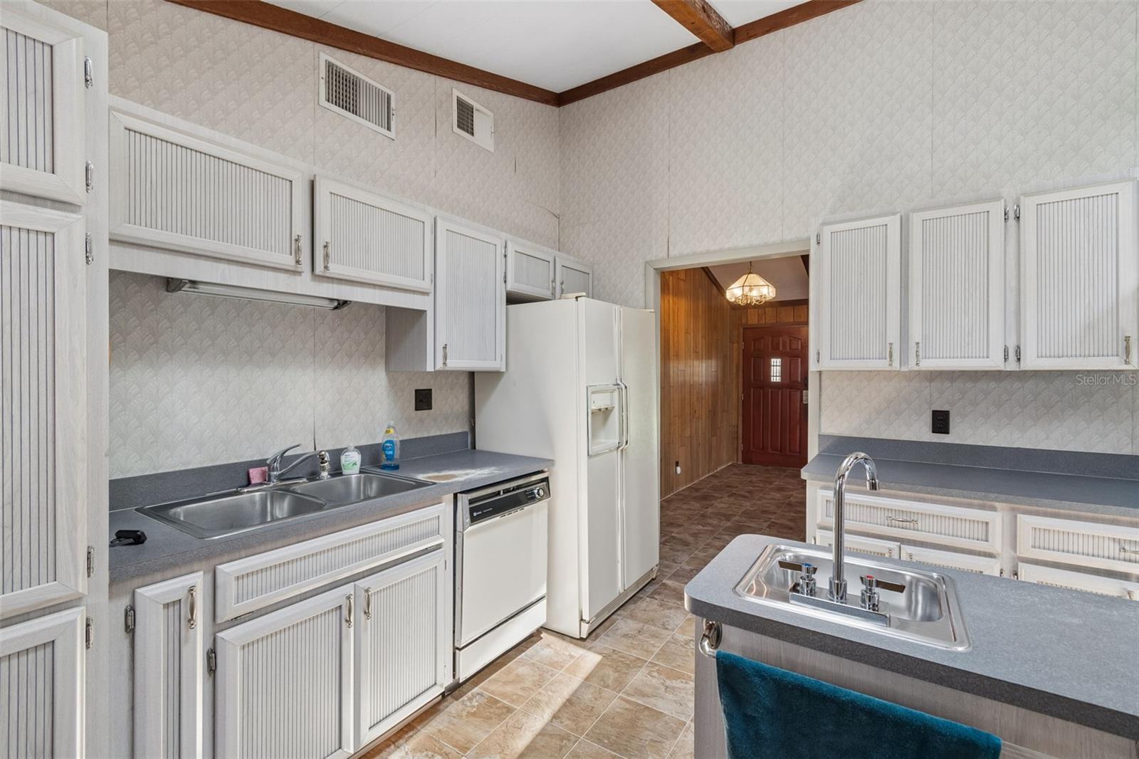 9400 INDALE DR, NEW PORT RICHEY, FL, 34654