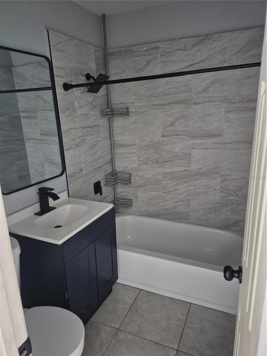 3408 E DR MARTIN LUTHER KING JR BLVD #8, TAMPA, FL, 33610
