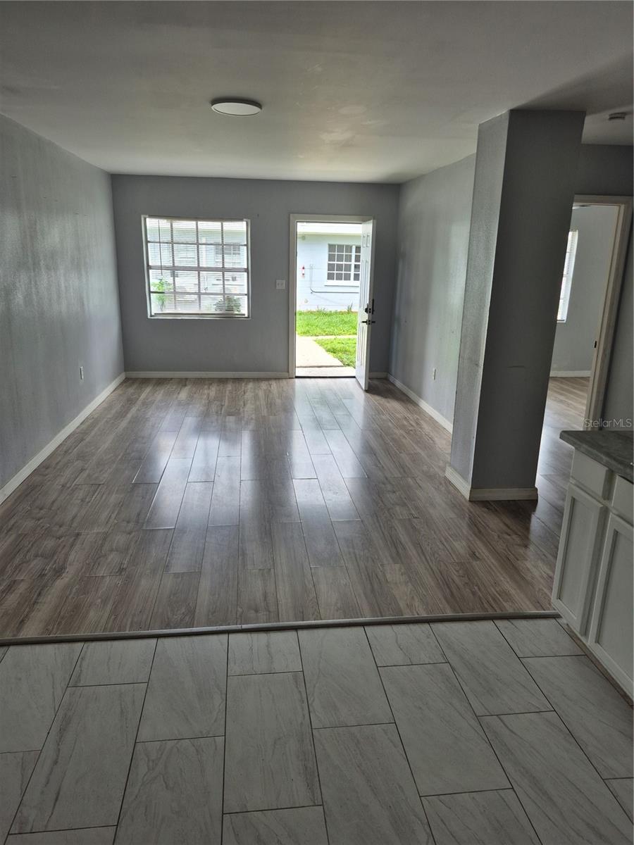 3408 E DR MARTIN LUTHER KING JR BLVD #8, TAMPA, FL, 33610