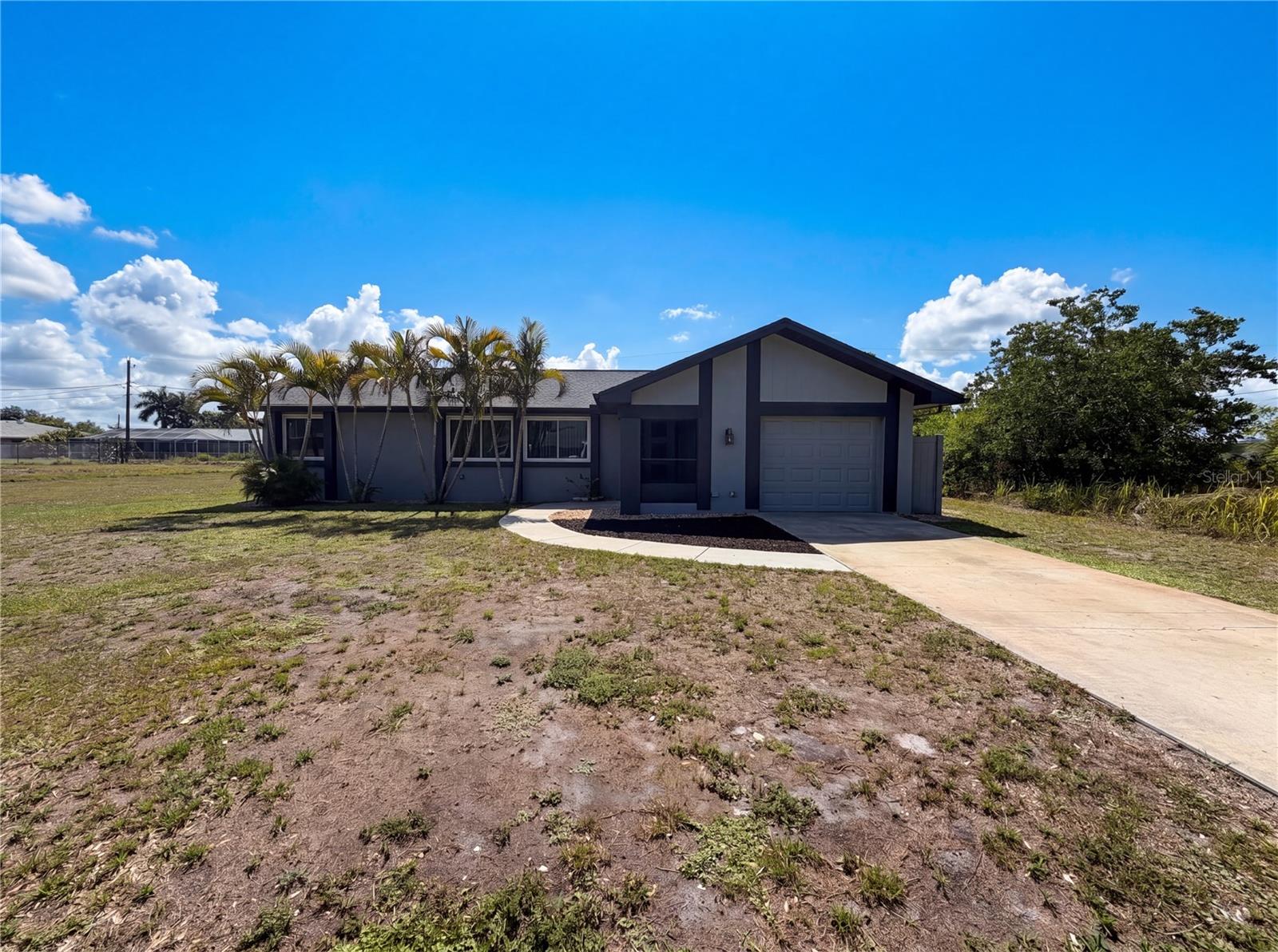 3260 PINETREE ST, PORT CHARLOTTE, FL, 33952