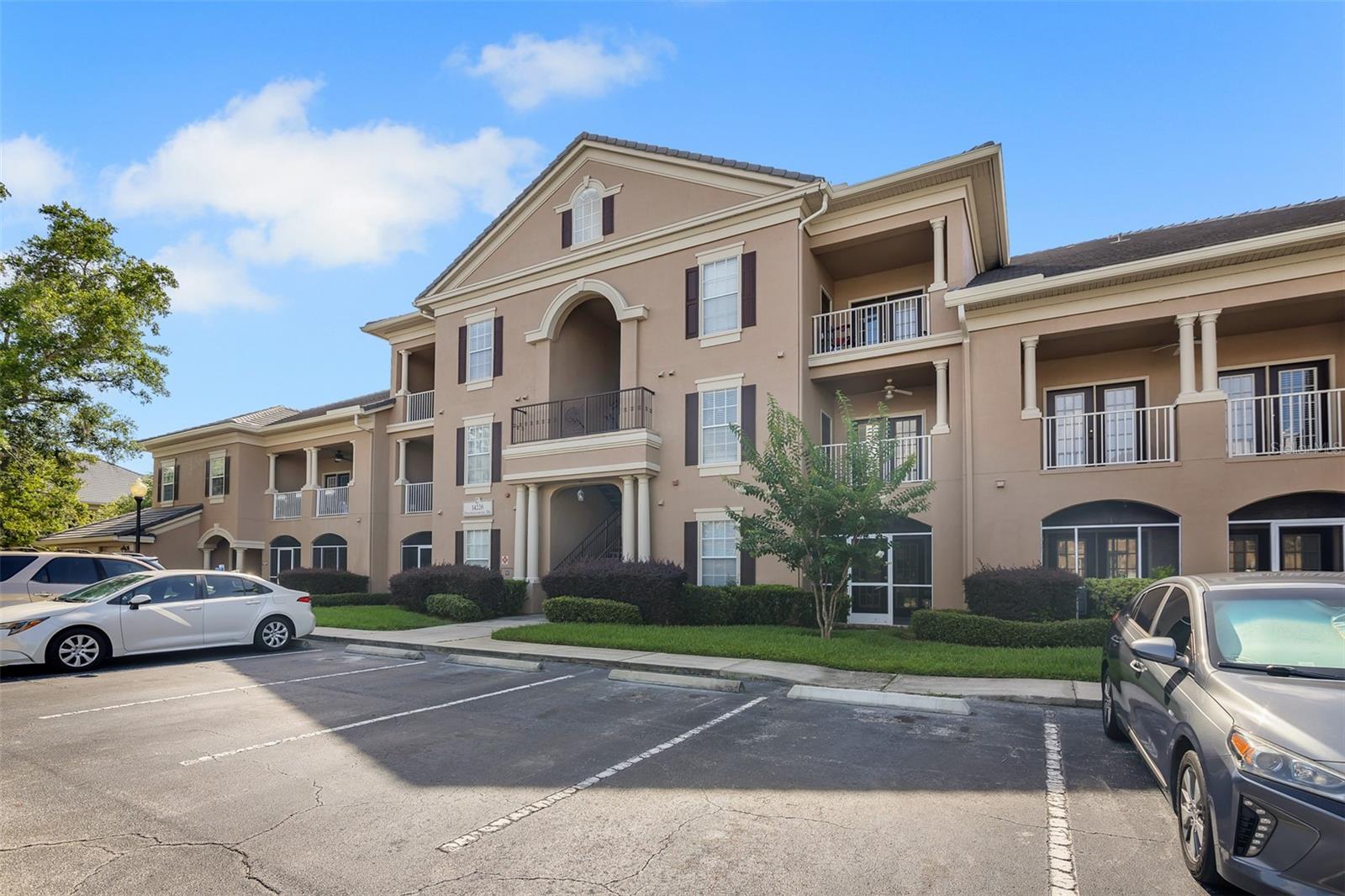 14226 FREDRICKSBURG DR #220, ORLANDO, FL, 32837