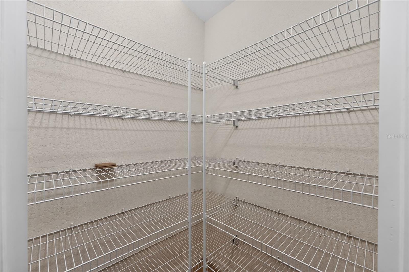 5182 LAYTON DR, VENICE, FL, 34293