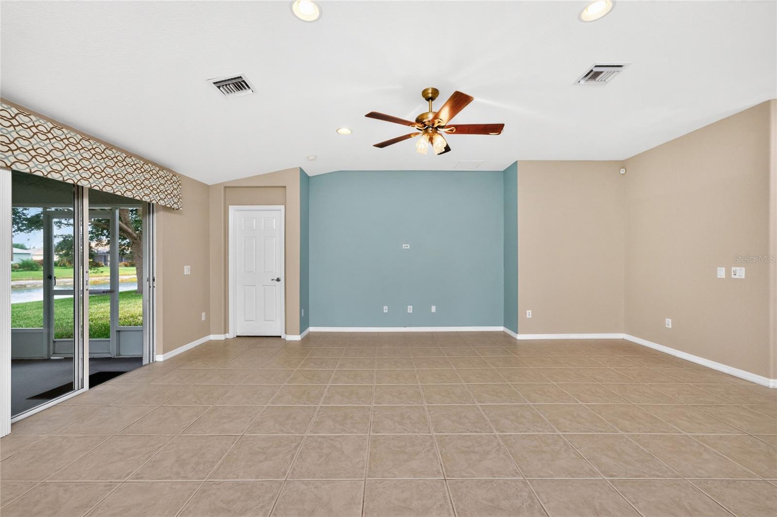 5182 LAYTON DR, VENICE, FL, 34293