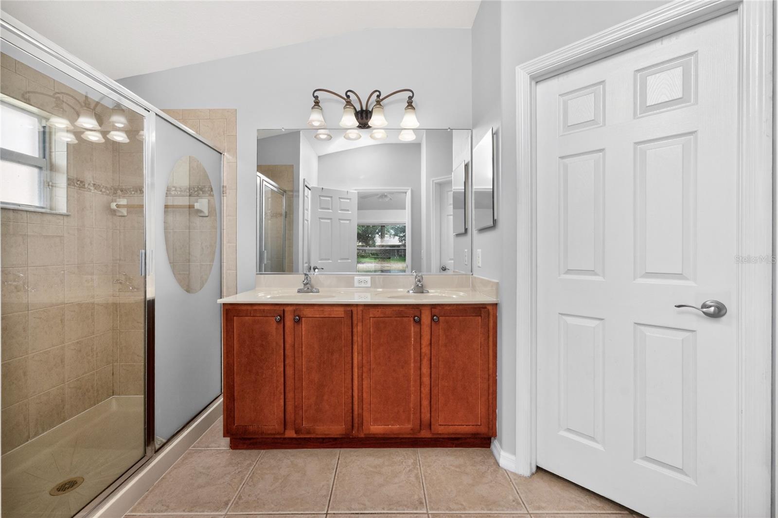 5182 LAYTON DR, VENICE, FL, 34293