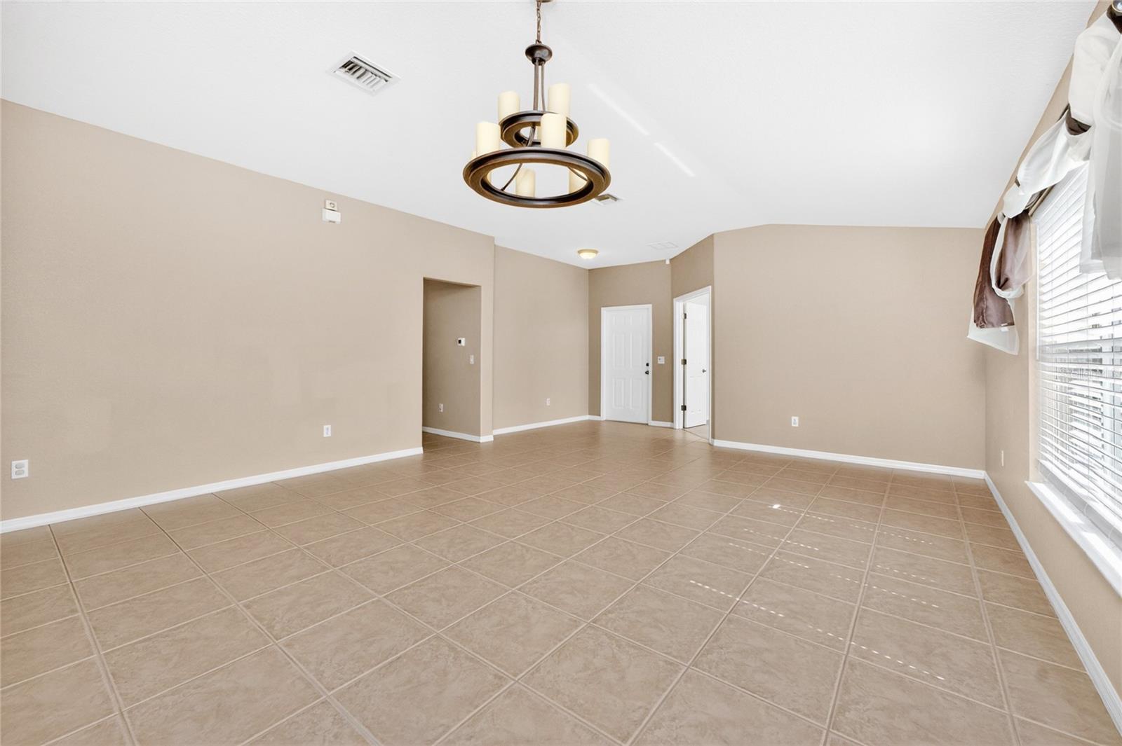 5182 LAYTON DR, VENICE, FL, 34293