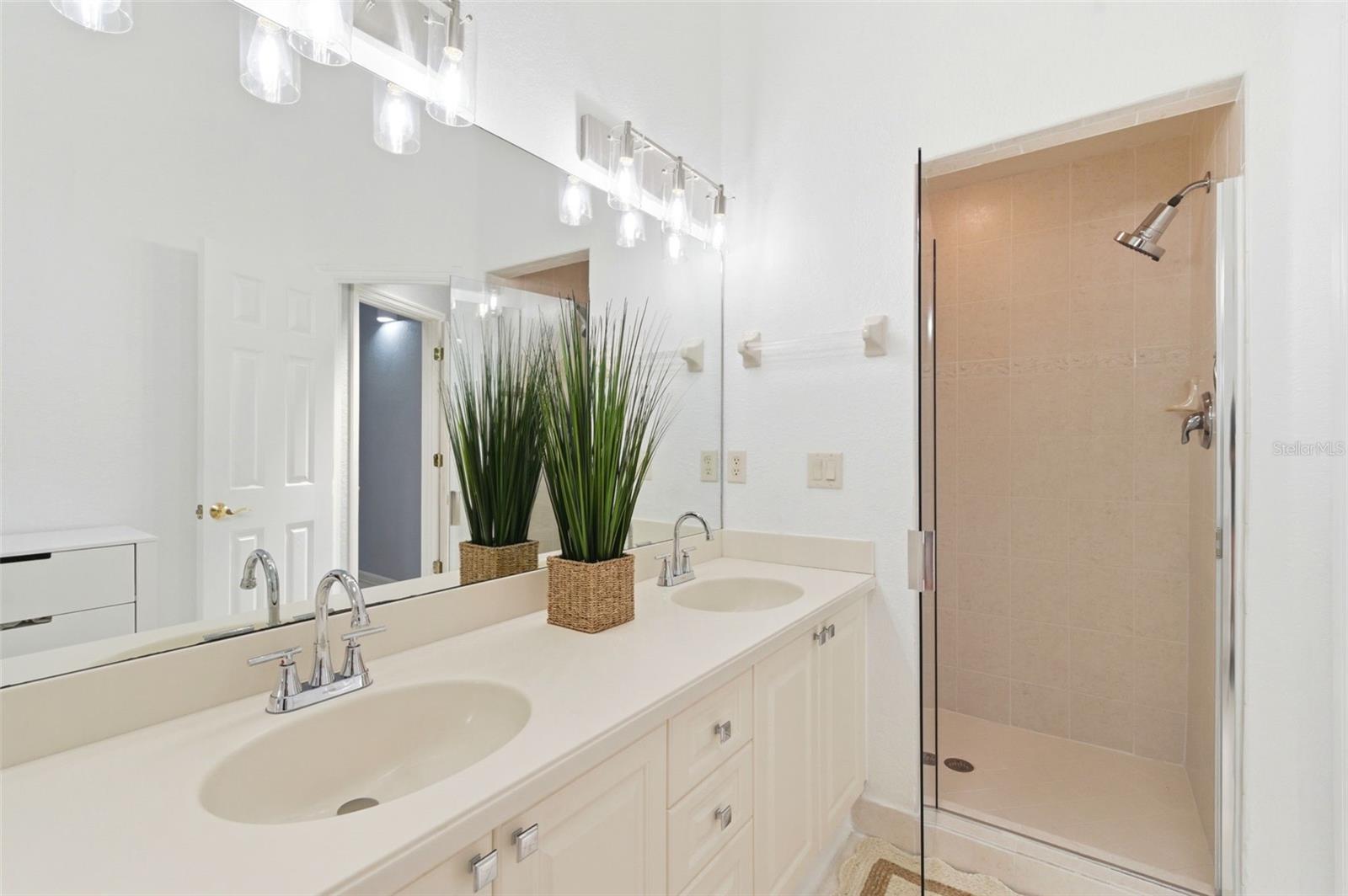 117 BRENT CIR, OLDSMAR, FL, 34677
