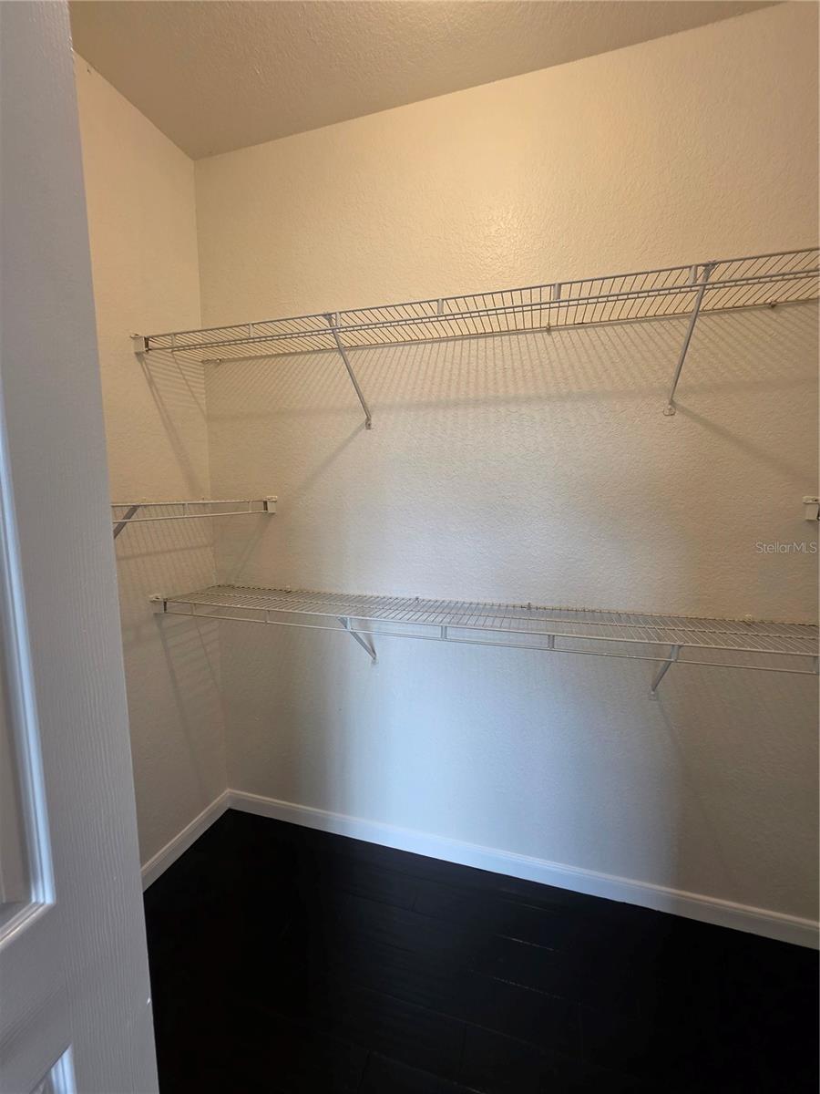 860 N ORANGE AVE #213, ORLANDO, FL, 32801