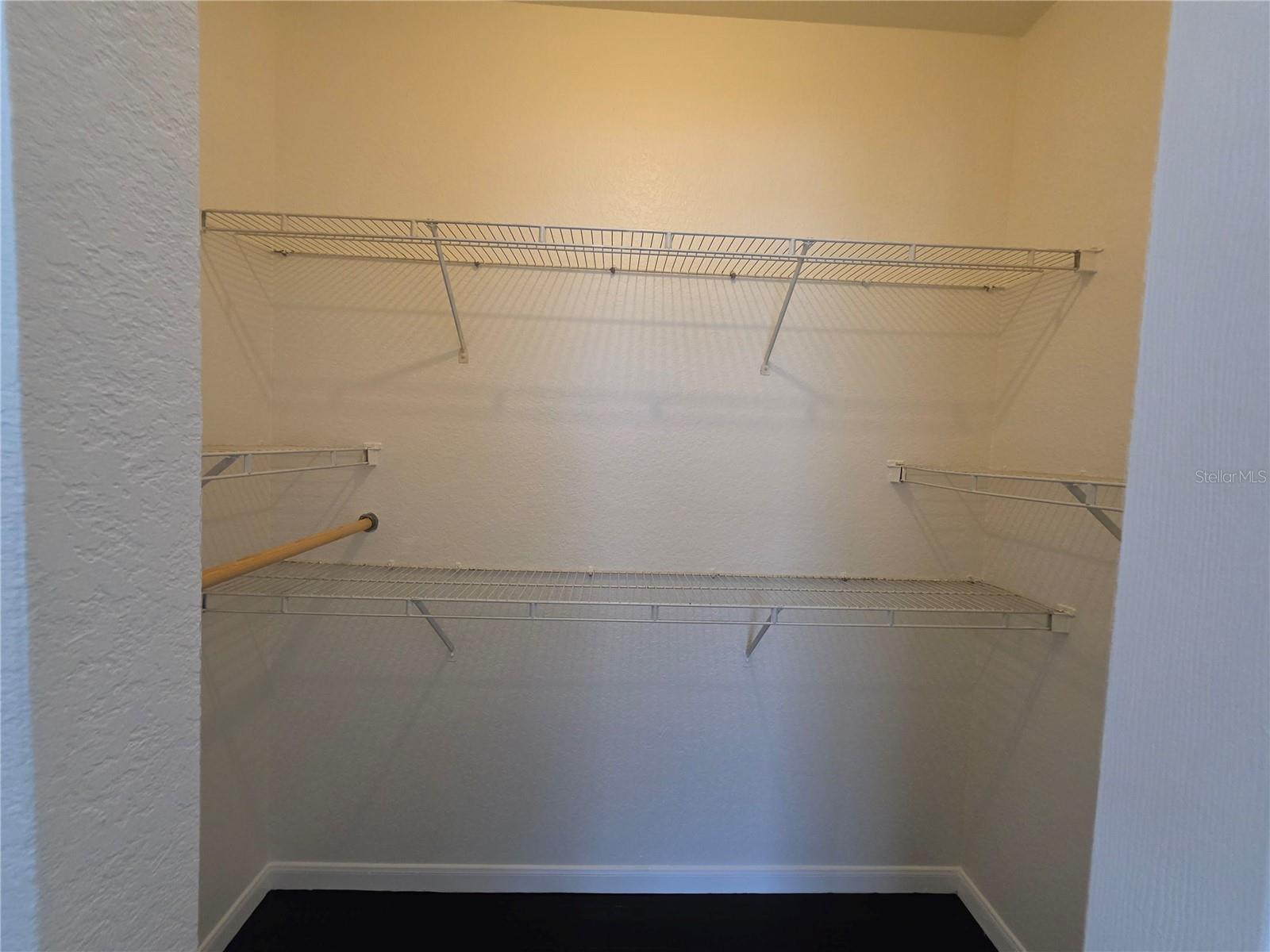 860 N ORANGE AVE #213, ORLANDO, FL, 32801