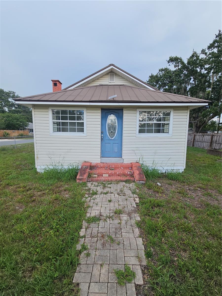 220 DIXIE HWY, AUBURNDALE, FL, 33823