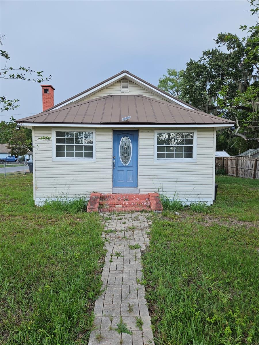 220 DIXIE HWY, AUBURNDALE, FL, 33823
