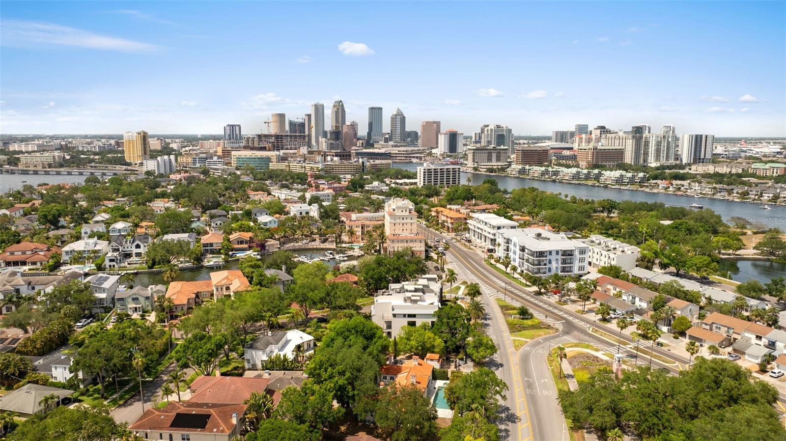 92 W DAVIS BLVD, TAMPA, FL, 33606