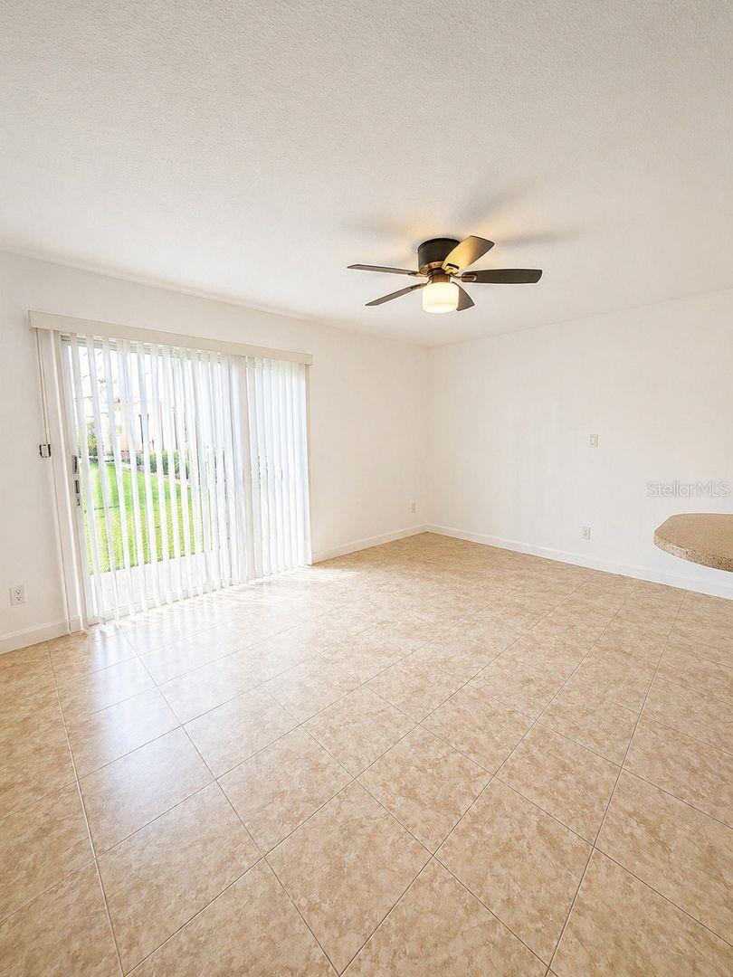 5820 N CHURCH AVE #112, TAMPA, FL, 33614