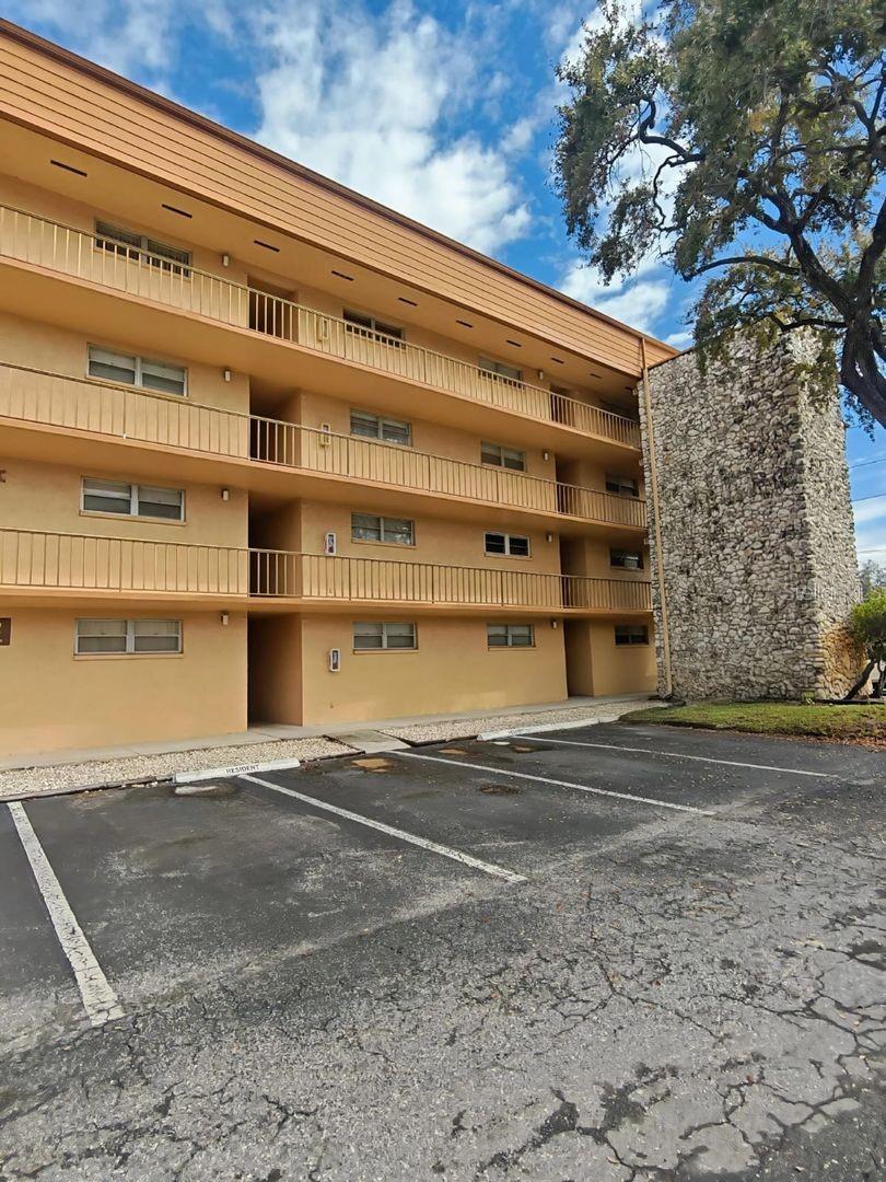 5820 N CHURCH AVE #112, TAMPA, FL, 33614
