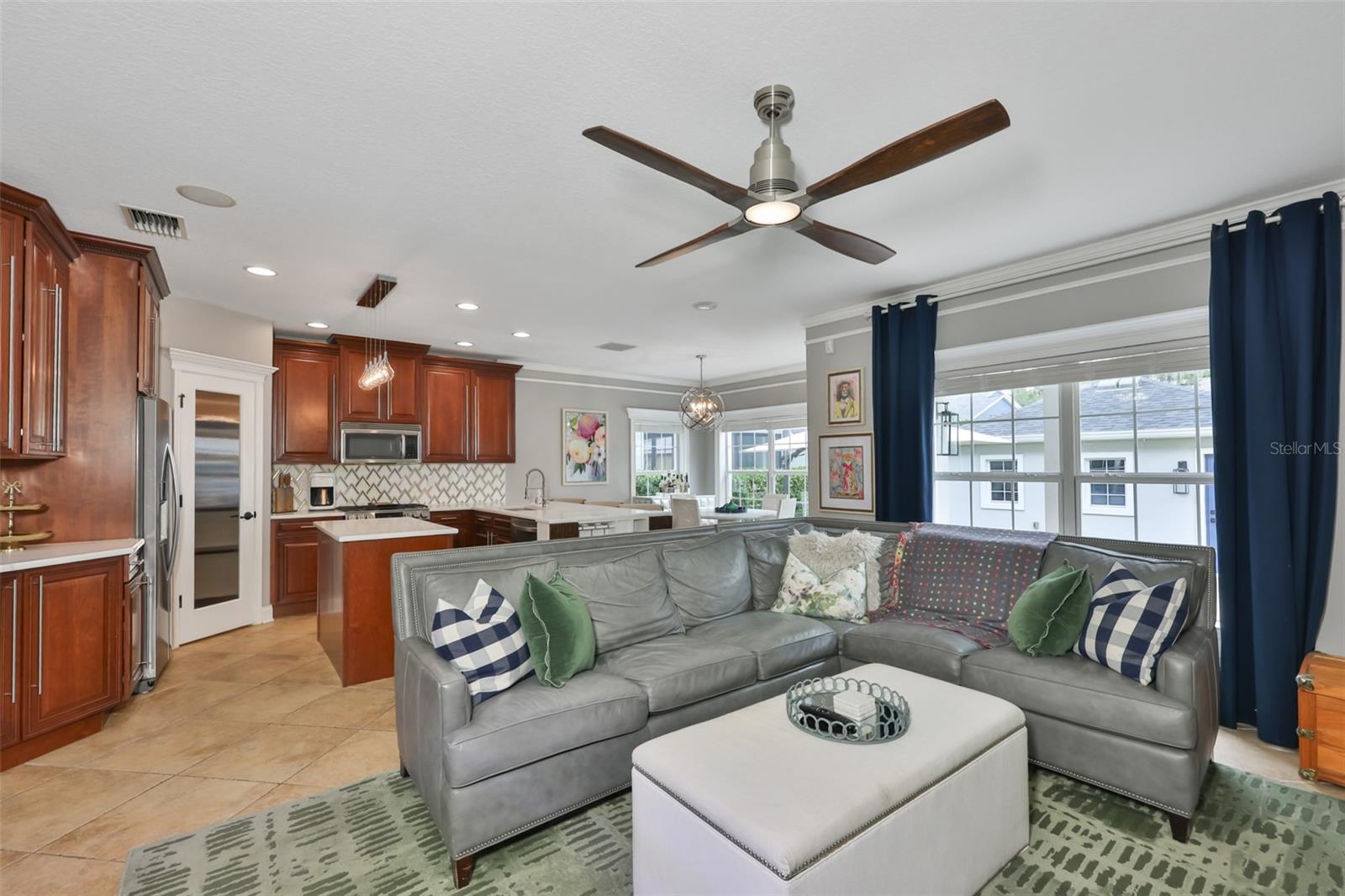 16012 LONEOAK VIEW DR, LITHIA, FL, 33547