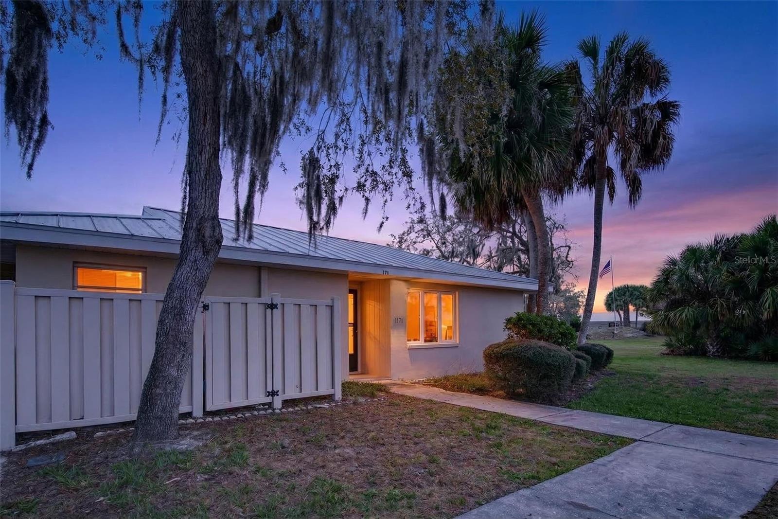 1277 N OSPREY PT #171, CRYSTAL RIVER, FL, 34429