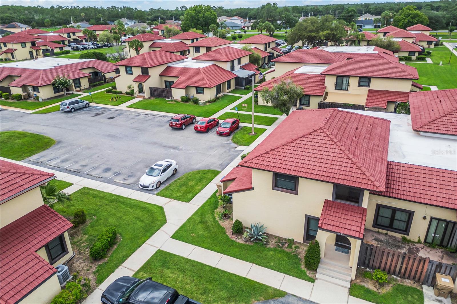 447 HUNTER CIR, KISSIMMEE, FL, 34758