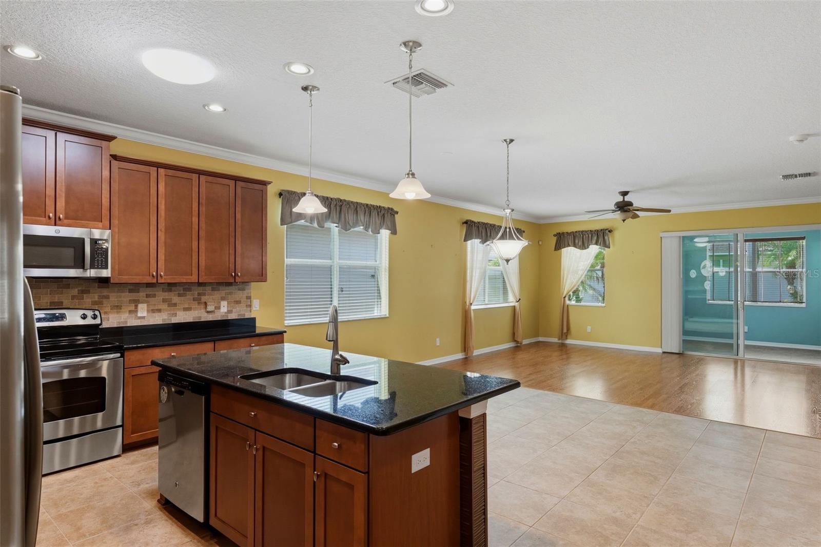 8854 39TH STREET CIR E, PARRISH, FL, 34219