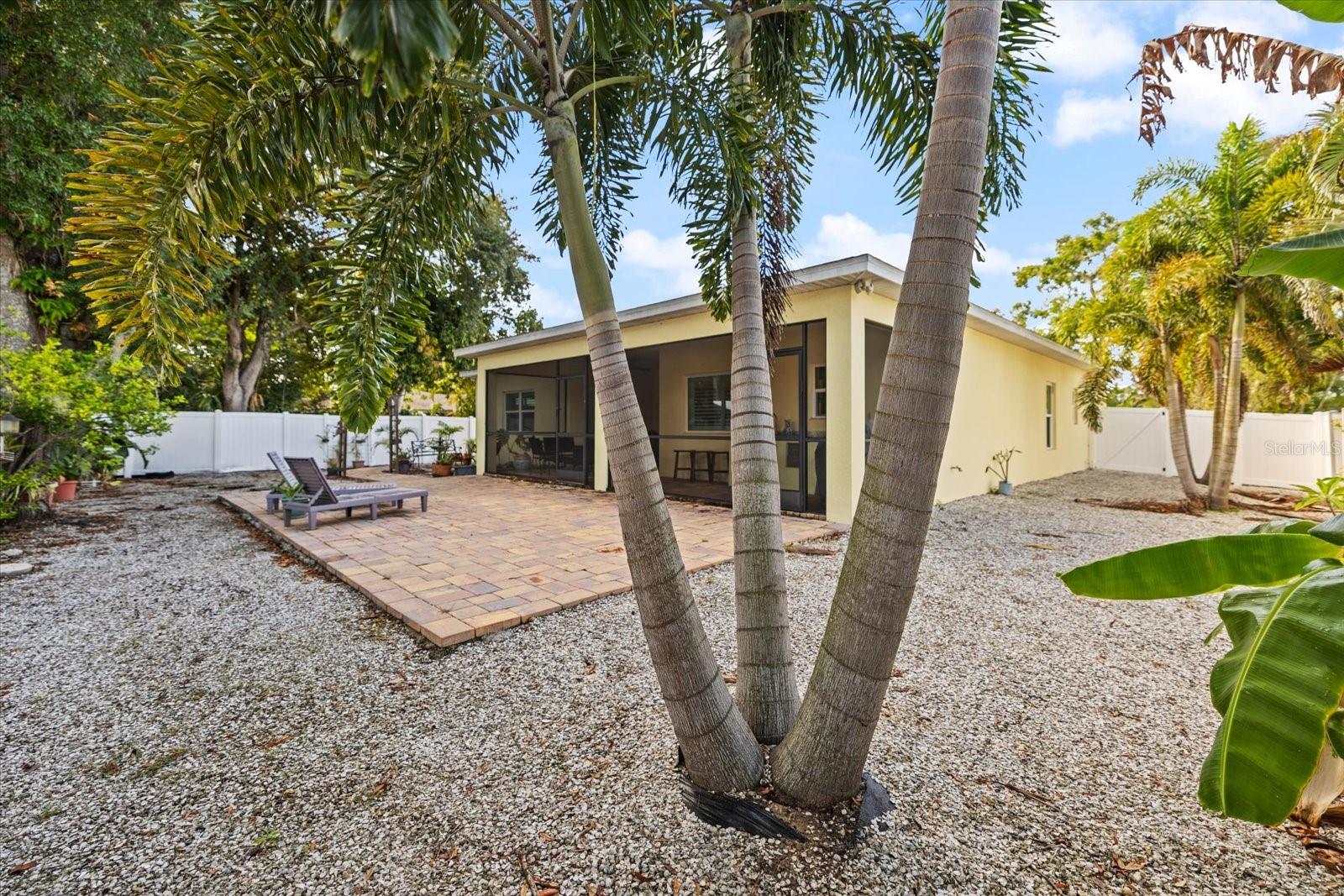 2339 DATURA ST, SARASOTA, FL, 34239