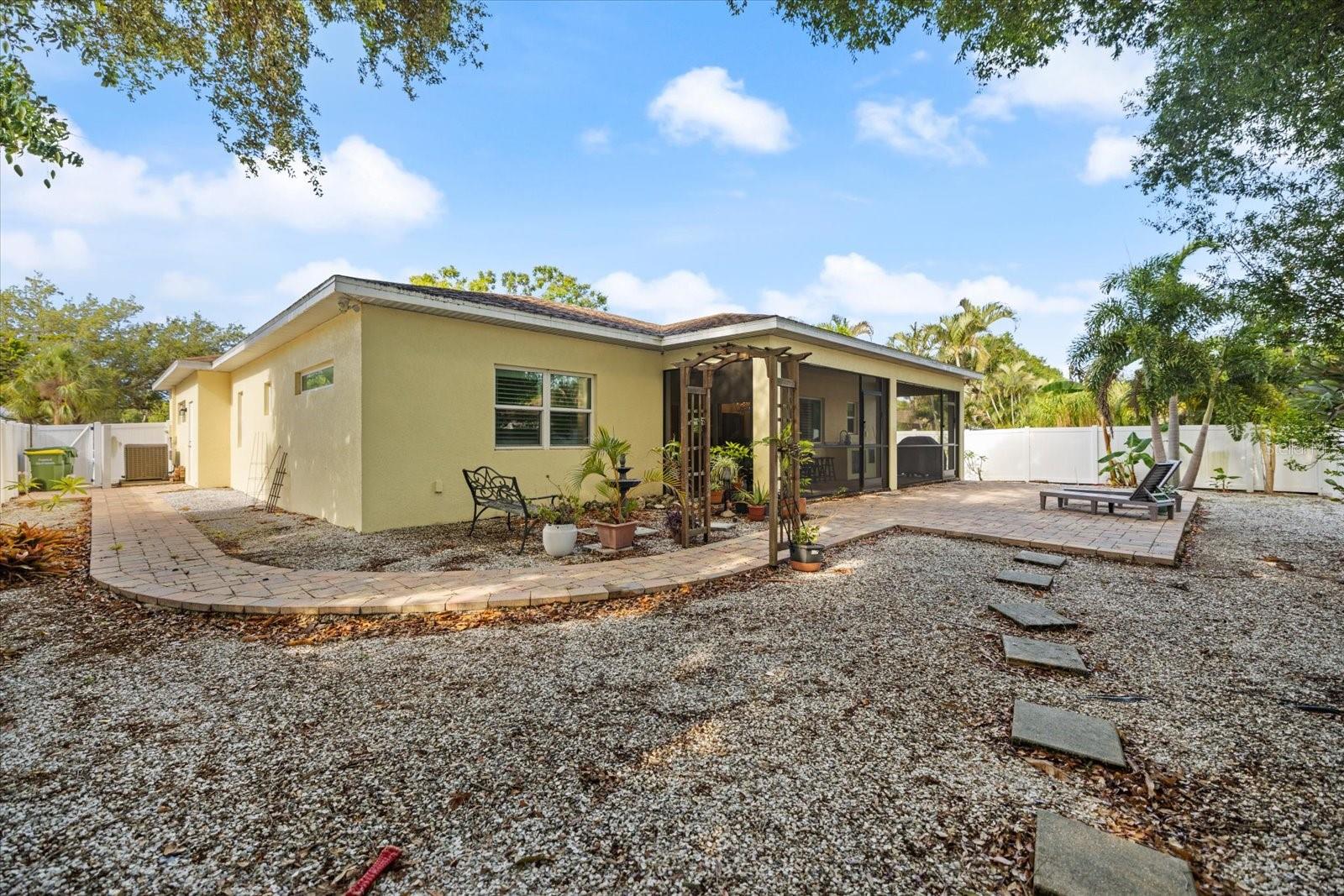 2339 DATURA ST, SARASOTA, FL, 34239