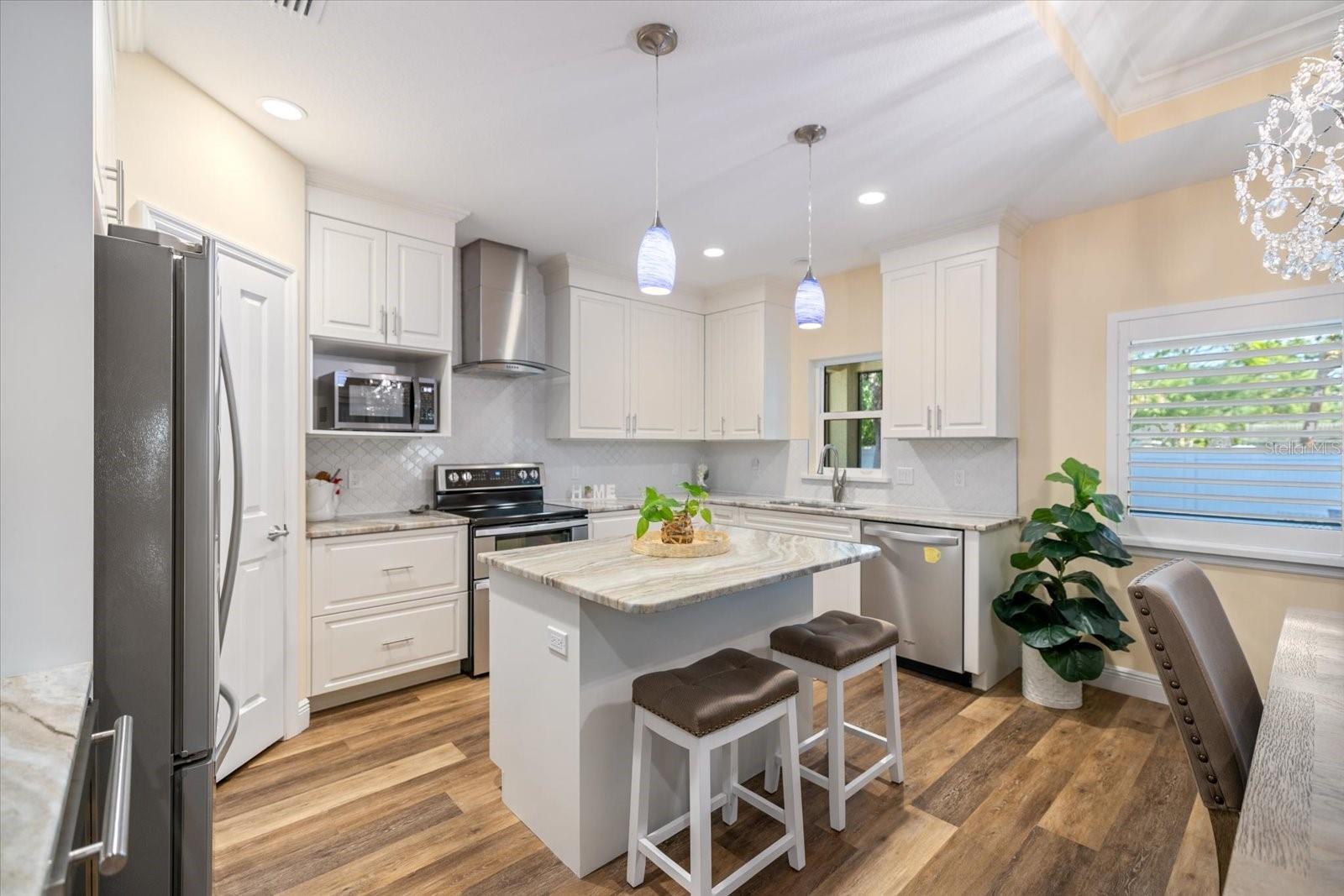 2339 DATURA ST, SARASOTA, FL, 34239