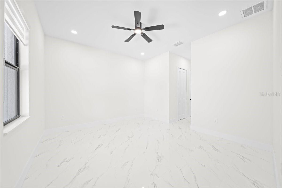 1226 NE 5TH PL, CAPE CORAL, FL, 33909