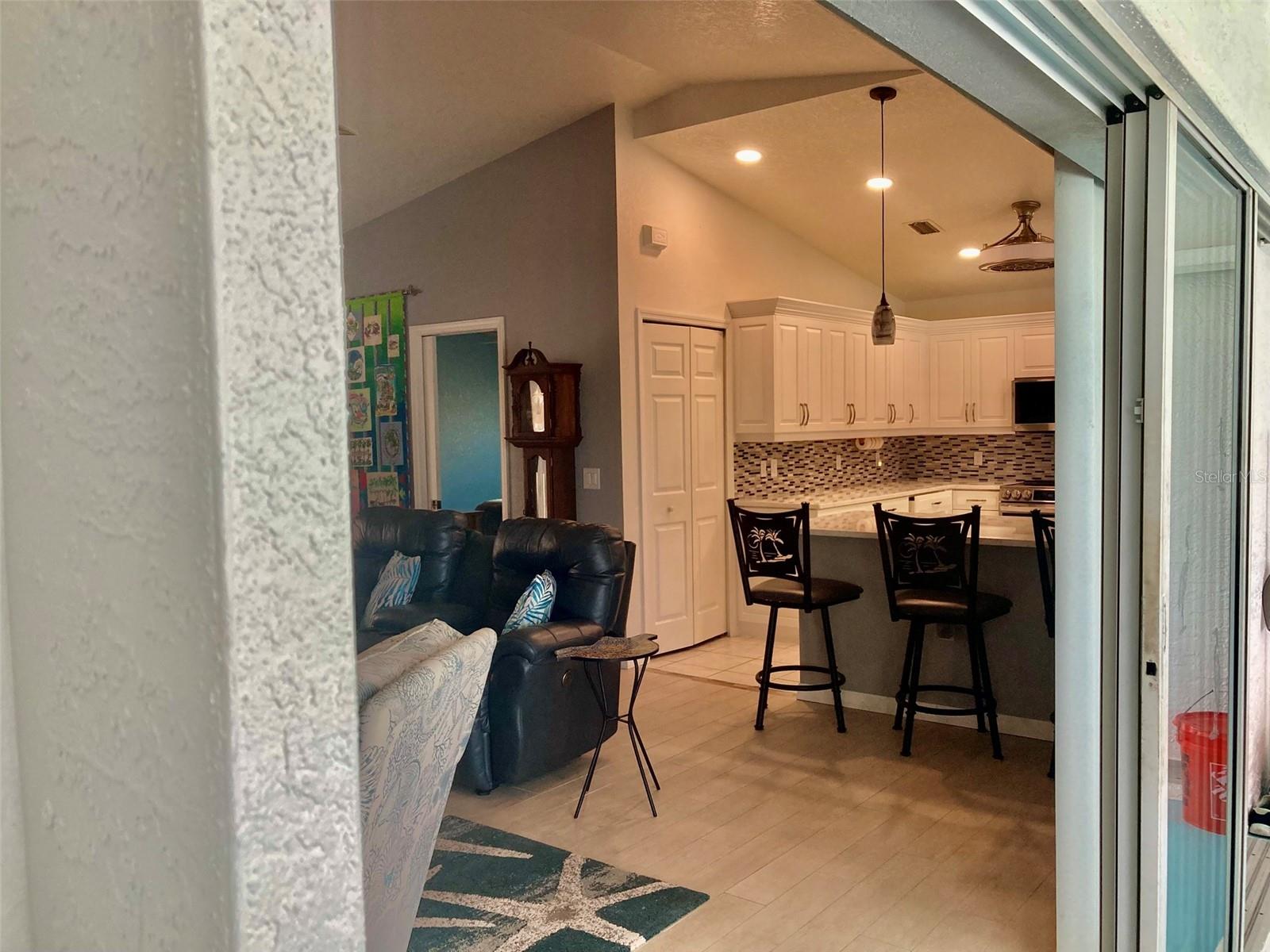123 KINGS DR, ROTONDA WEST, FL, 33947