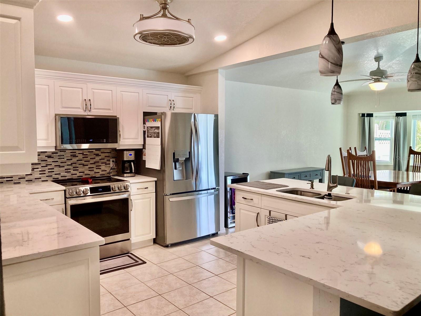 123 KINGS DR, ROTONDA WEST, FL, 33947
