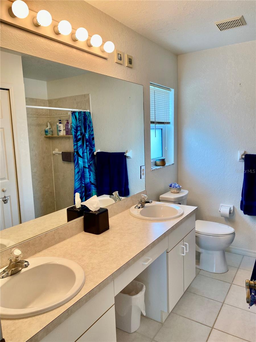 123 KINGS DR, ROTONDA WEST, FL, 33947