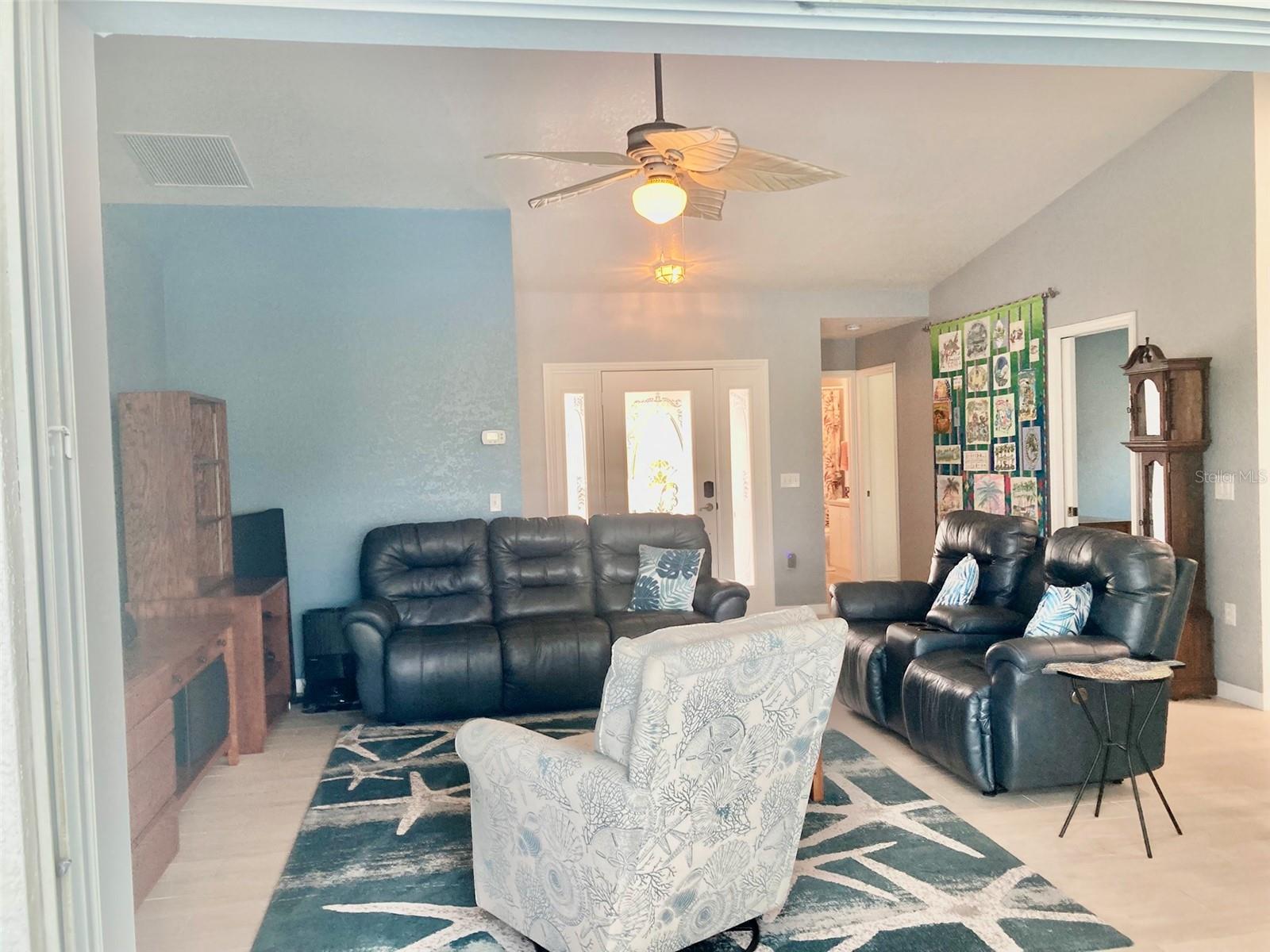 123 KINGS DR, ROTONDA WEST, FL, 33947